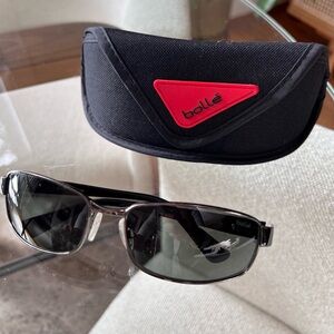 Bolle Delancy Polarized Sunglasses Gunmetal Rectangular Wrap Made Italy w/Case